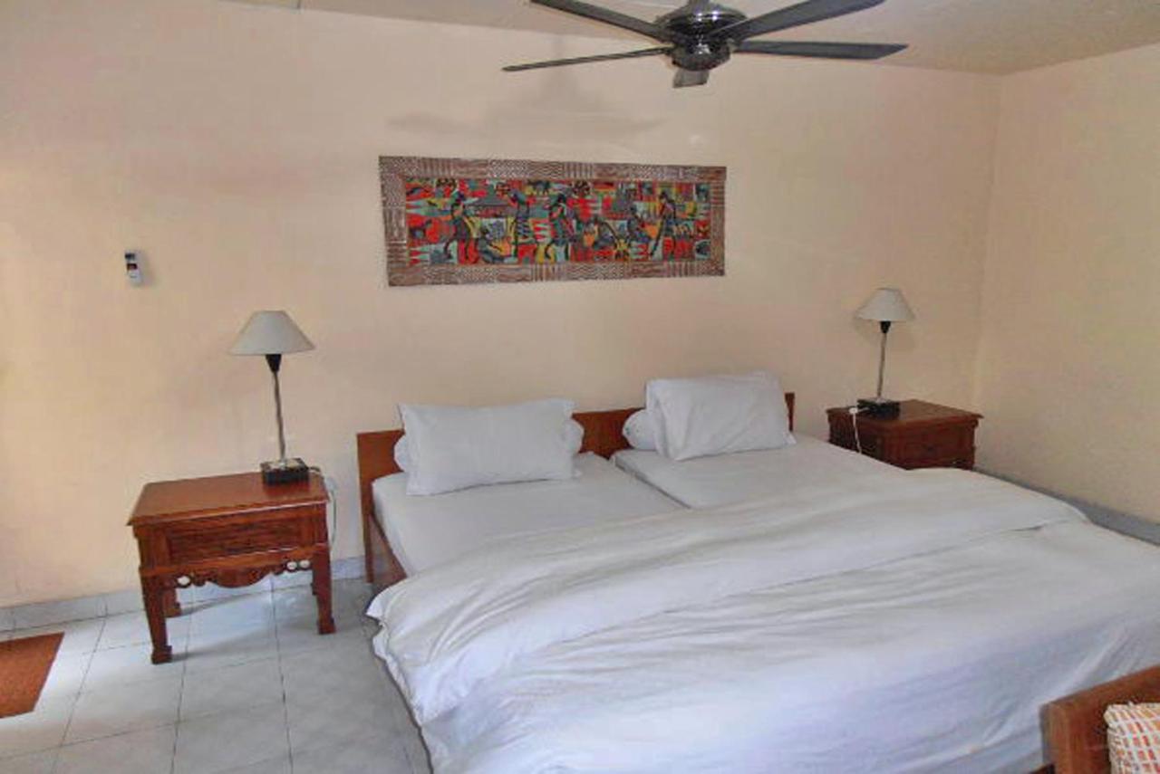Nakula Familiar Inn دنباسار المظهر الخارجي الصورة