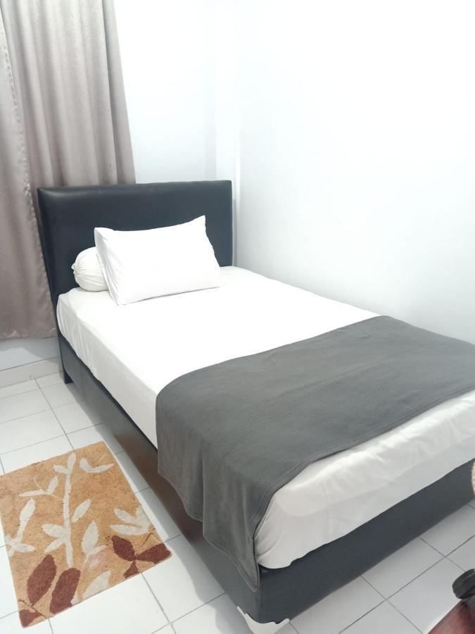 Nakula Familiar Inn دنباسار المظهر الخارجي الصورة