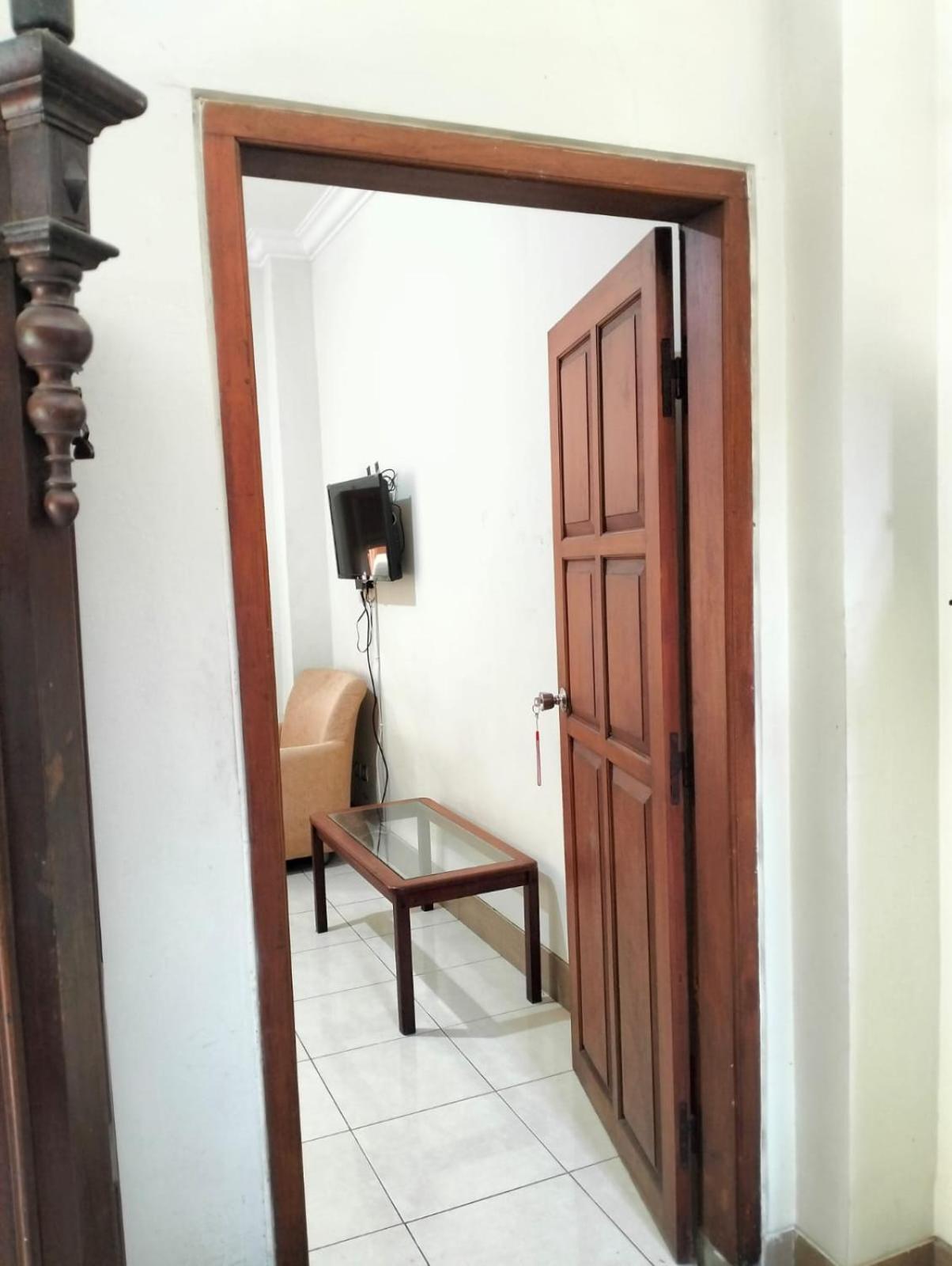 Nakula Familiar Inn دنباسار المظهر الخارجي الصورة